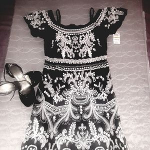 INC Embroidered off the shoulder beautiful S dress